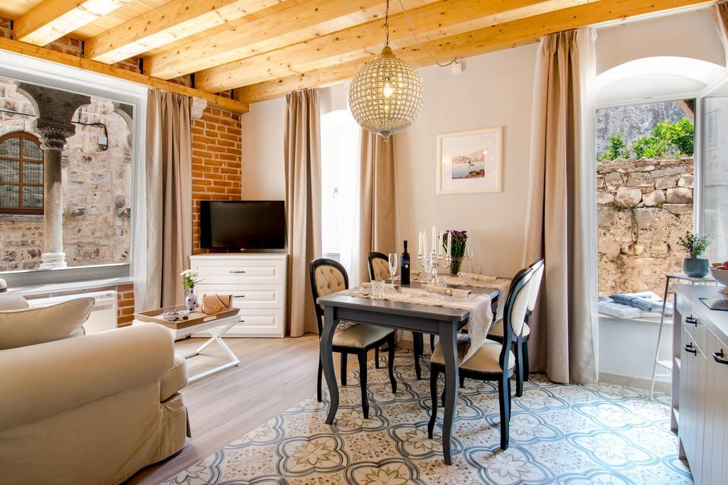 Heritage suites Zanini Hvar Town Extérieur photo