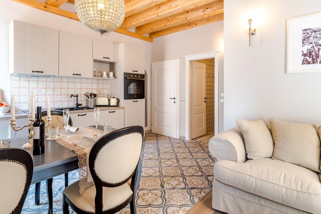 Heritage suites Zanini Hvar Town Extérieur photo