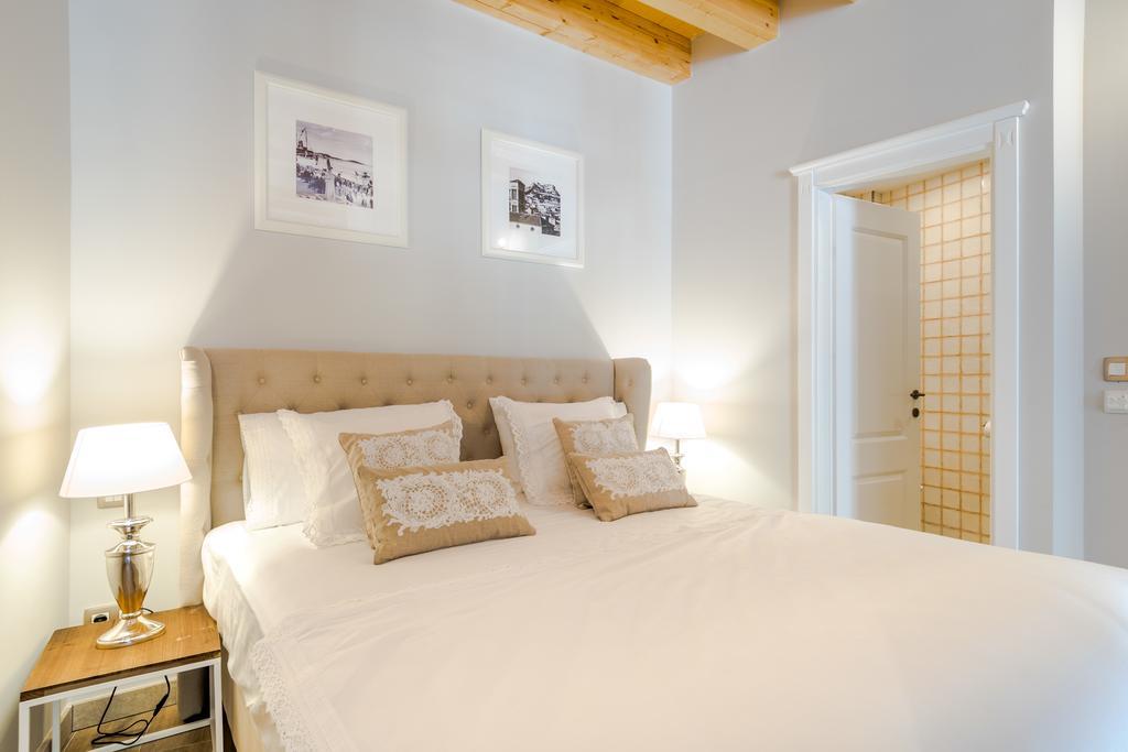 Heritage suites Zanini Hvar Town Extérieur photo